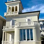 La Torretta Luxury - Adults Only - Bed and Breakfast