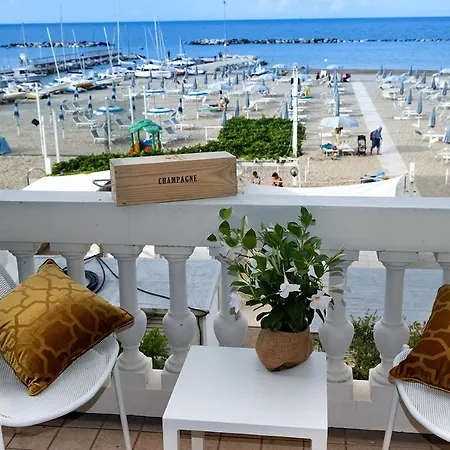 La Torretta Luxury - Adults Only - Ρίμινι