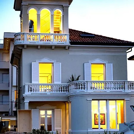 La Torretta Luxury - Adults Only - Couette-café 3*