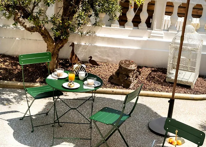 Frühstückspension La Torretta Luxury 3*